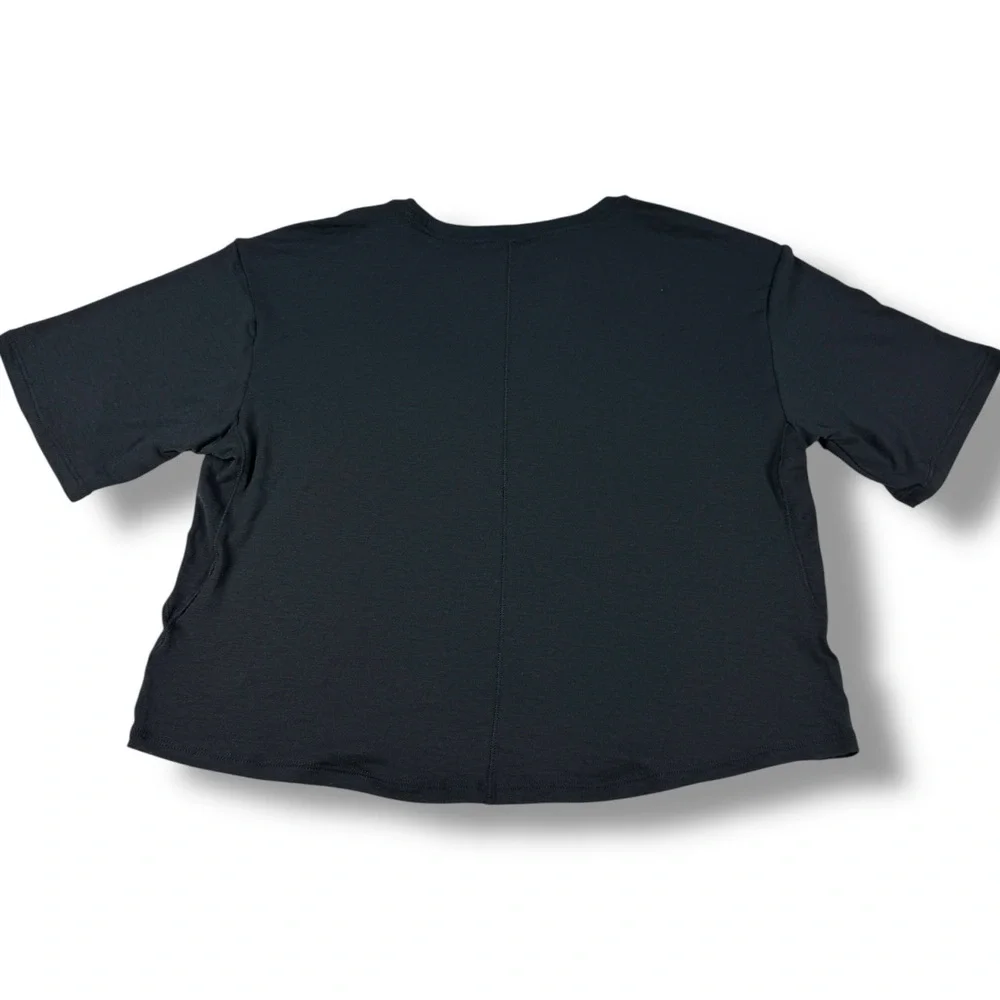 NWT Nike Top Girls Size Large L Black Short Sleeve T-Shirt‎
